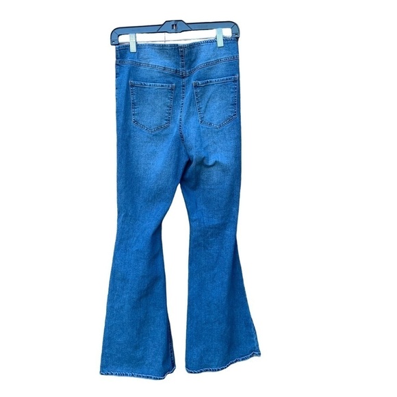 TINSELTOWN women's size 9 distressed wide legged jeans - Picture 3 of 3